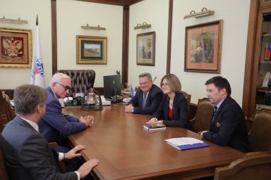 Александр Шохин и Мария Бутина обсудили поддержку лесной отрасли Коми